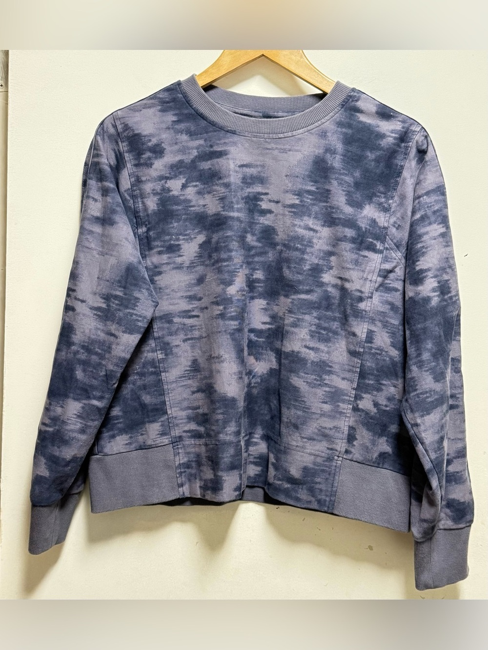 Athleta Blue Tie-Dye Crewneck Sweater